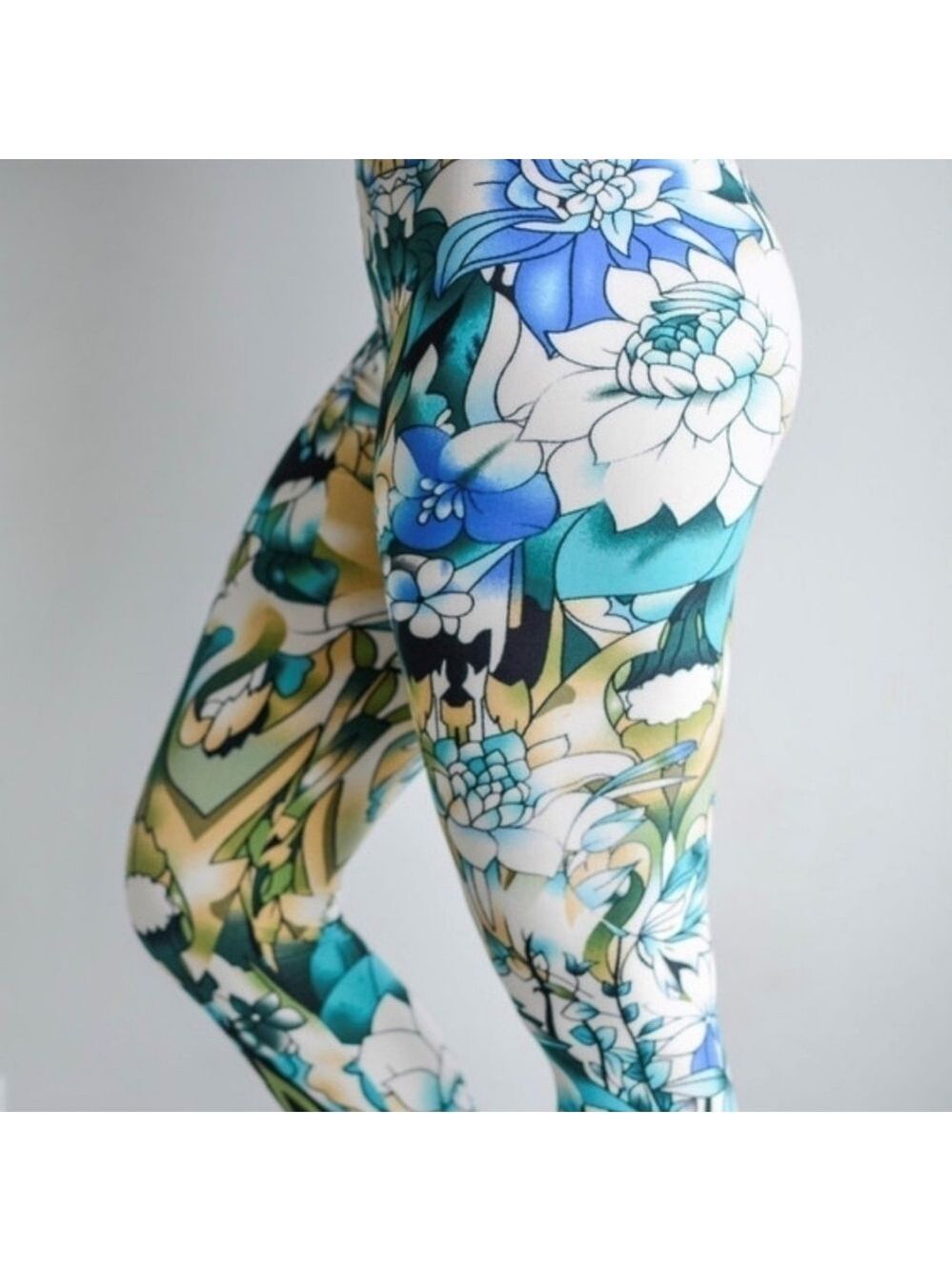 LEGGINGS DEPOT Lotus Flower Print Full Length Yoga Leggings Size 12 NWT